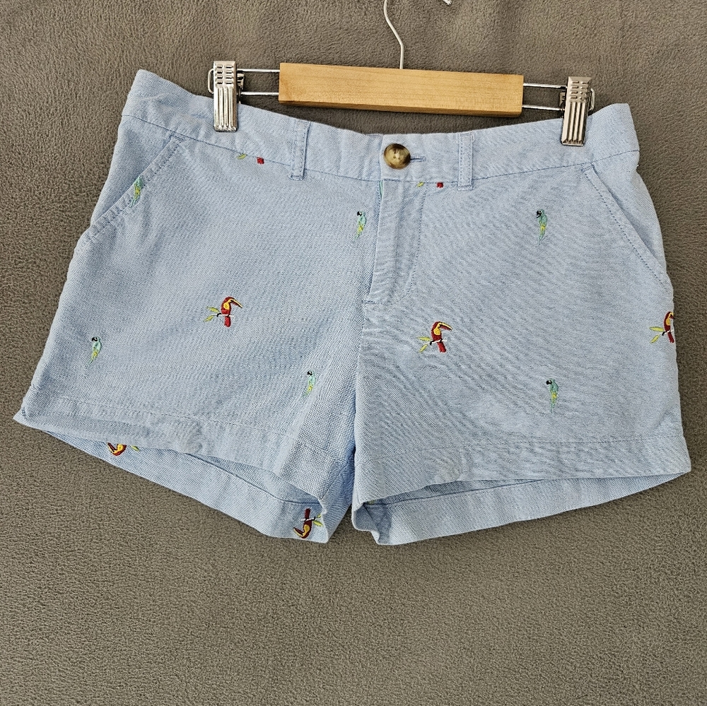 Chubbies Womens 4 Khaki Chino Shorts Blue Parrot Bird Embroidery Preppy Coastal